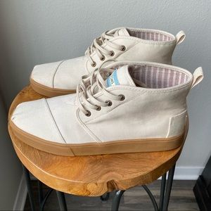 Toms Bota Sneaker Shoe Mid Top Size 10